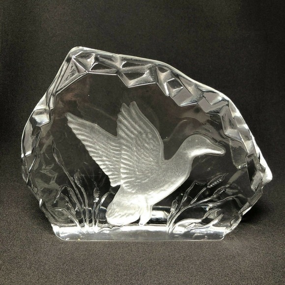 Large Duck In Flight Art Glass Sculpture - Picture 2 of 11